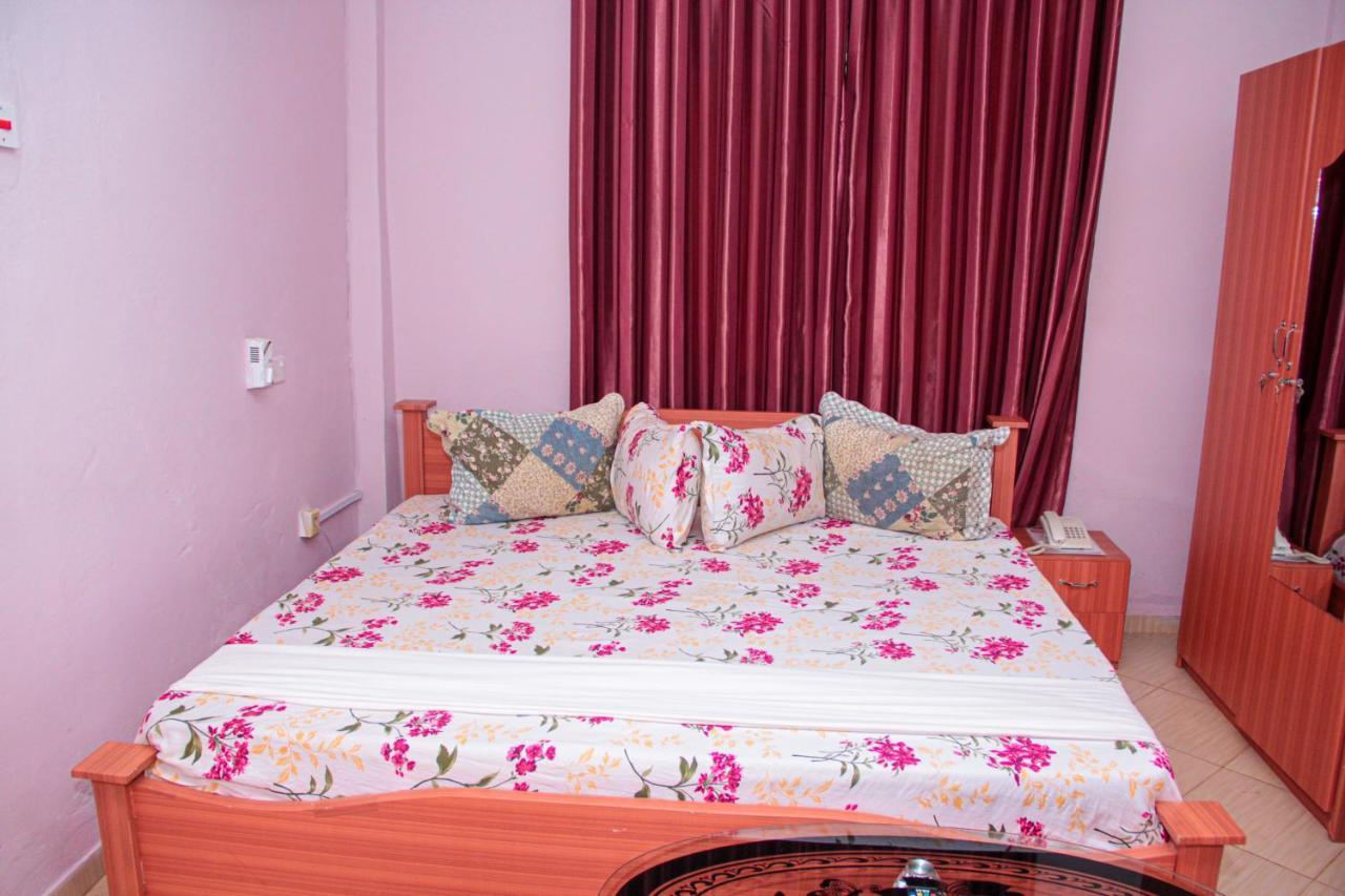Nbangba Hotel Techiman Exterior photo